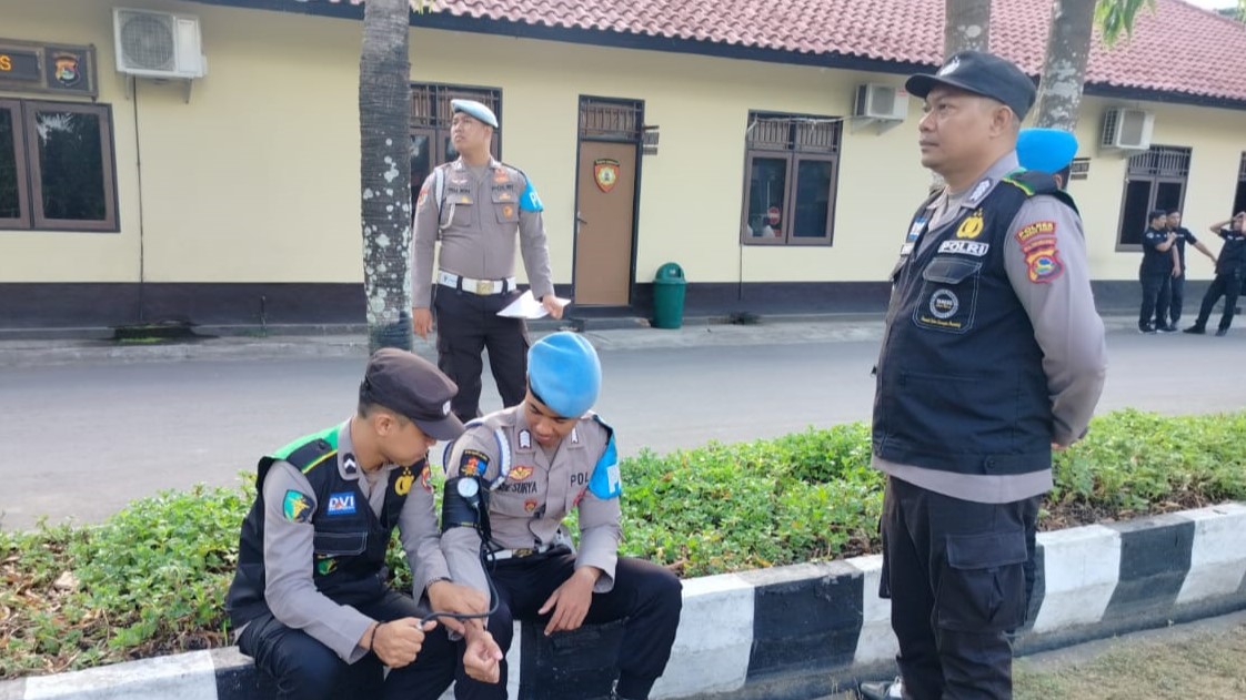 Operasi Mantap Praja Rinjani 2024 Polres Lombok Barat Fokus pada Kesehatan Anggota