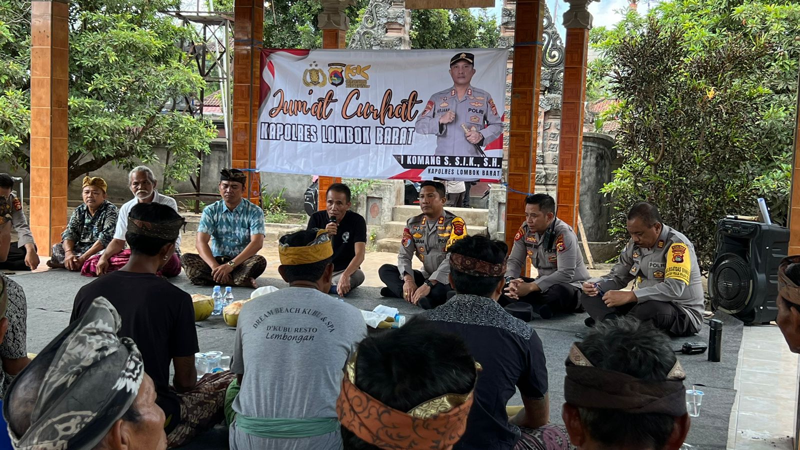 Polres Lombok Barat Gelar Jum'at Curhat, Masyarakat Sampaikan Keluhan Kamtibmas